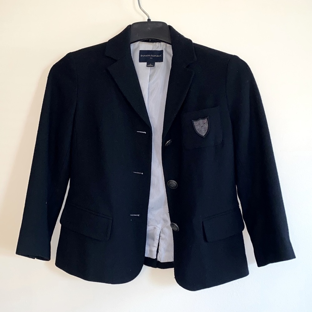 BR black wool crop blazer, never worn, size 2